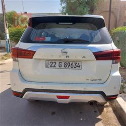 نیسان ئێکستێرا